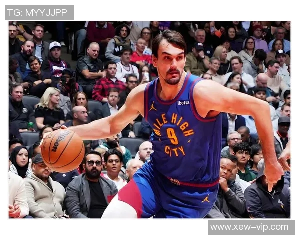 约纳斯瓦兰丘纳斯：从篮球新星到全能内线的成长之路